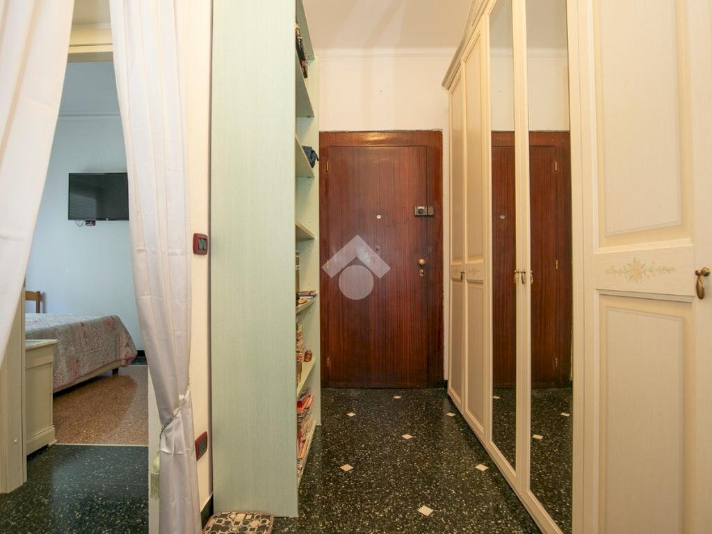 Appartamento Via Totona, Genova (zona Marassi) - foto 3