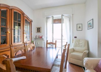 Appartamento Via Totona, Genova (zona Marassi) - foto 8