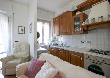 Appartamento Via Totona, Genova (zona Marassi) - foto 9
