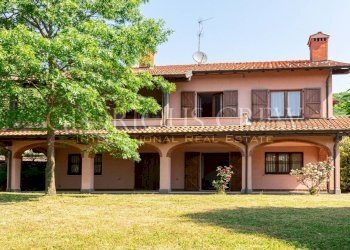 Foto 1 - Villa Via Roma, Proserpio - photo 1