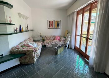 Foto 23 - Three-room apartment Salita Sant'Agostino
 
20, Rapallo - photo 23