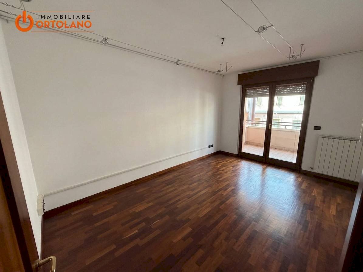 Foto 2 - Four-room apartment Via Garibaldi - Monfalcone
 
64, Monfalcone - photo 2