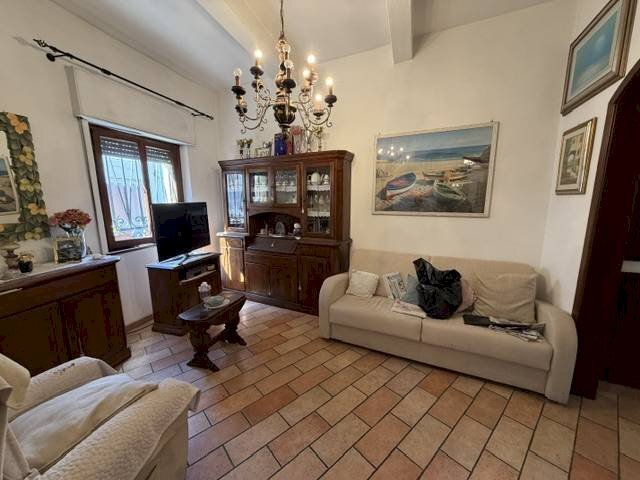 Foto 1 - Independent house via Coppino
 
55, Viareggio - photo 1