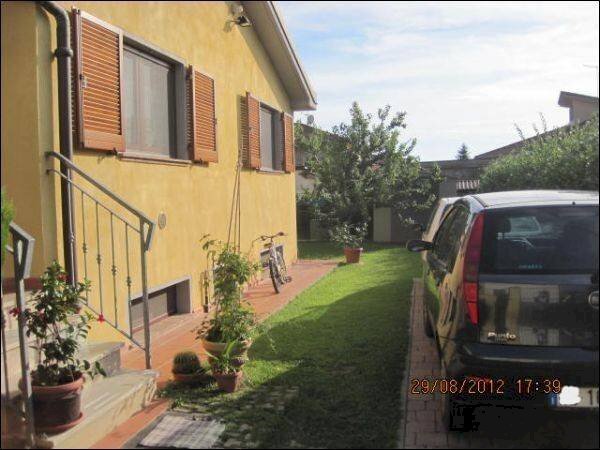Foto 2 - Independent house via ritomboli
33, Massarosa - photo 2