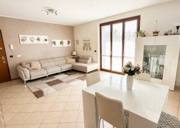 Foto 8 - Three-room apartment donizetti
 
1, Tradate - photo 8
