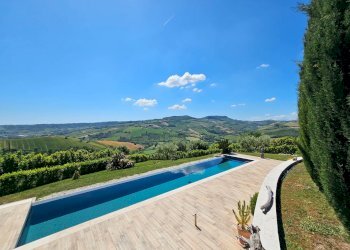 Foto 14 - Rustico C.da Menocchia
 
98, Montefiore dell'Aso - foto 14