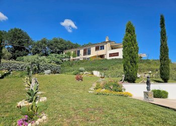Foto 17 - Rustico C.da Menocchia
 
98, Montefiore dell'Aso - foto 17