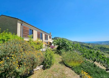 Foto 26 - Rustico C.da Menocchia
 
98, Montefiore dell'Aso - foto 26