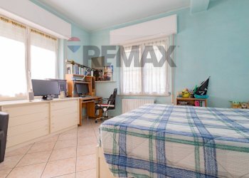 Camera / camera da letto - Casa semi indipendente Vicolo Ariosto
 
5, Rho - foto 20
