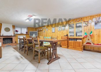 Sala da pranzo - Casa semi indipendente Vicolo Ariosto
 
5, Rho - foto 22