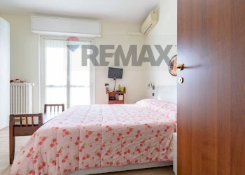 Camera / camera da letto - Casa semi indipendente Vicolo Ariosto
 
5, Rho - foto 69