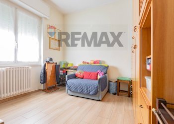 Camera / camera da letto - Casa semi indipendente Vicolo Ariosto
 
5, Rho - foto 75
