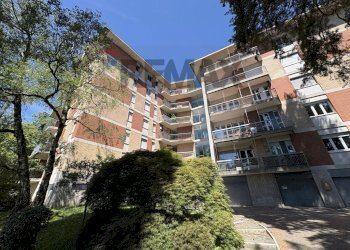 Edificio all\'aperto - Trilocale via Walder
 
9G, Varese - foto 2