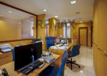 Ufficio - Office Via De Vito Francesco
4, Bari - photo 7
