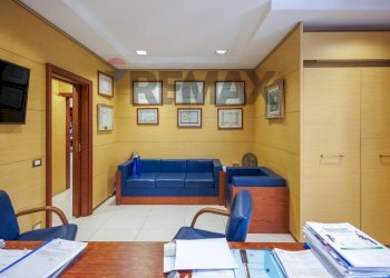 Sala da pranzo - Office Via De Vito Francesco
4, Bari - photo 21