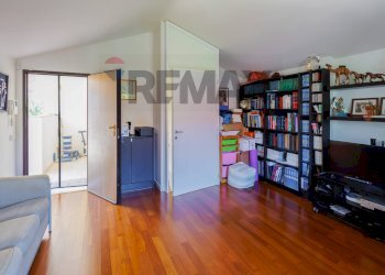 Soggiorno - Villa Via Napoli
 
170, Bari - foto 10