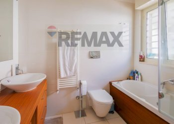 Bagno - Villa Via Napoli
 
170, Bari - foto 15