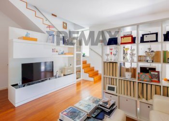 Soggiorno - Villa Via Napoli
 
170, Bari - foto 25