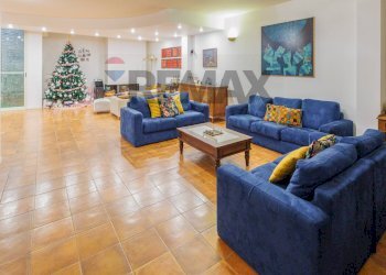 Soggiorno - Villa Via Napoli
 
170, Bari - foto 35