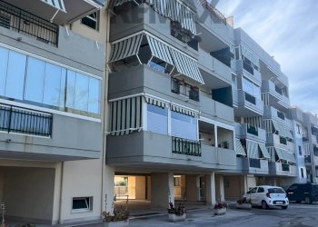 Edificio all\'aperto - Three-room apartment Via Leonardo Del Turco
1, Bari - photo 28