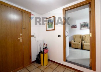 Hall / corridoio - Apartment Via Eritrea
 
5, Bari - photo 7
