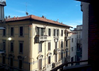 Edificio all\'aperto - Bilocale VIA PIAVE
 
12, Varese - foto 1