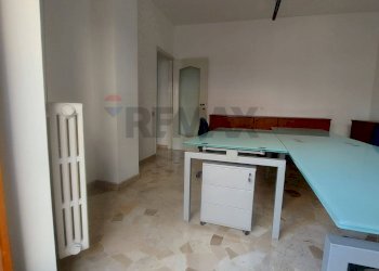 Locale 1 - Bilocale VIA PIAVE
 
12, Varese - foto 13