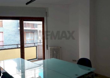 Locale 1 - Bilocale VIA PIAVE
 
12, Varese - foto 18