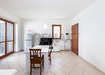 Sala da pranzo - Trilocale Via del Colle
 
25, Monterotondo - foto 3
