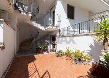 Terrazza - Trilocale Via del Colle
 
25, Monterotondo - foto 18