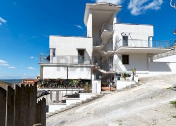 Casa all\'aperto - Trilocale Via del Colle
 
25, Monterotondo - foto 19