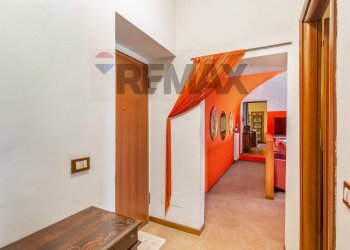 Hall / corridoio - Independent house Via Giuseppe Di Vittorio
 
47, Giussago - photo 6