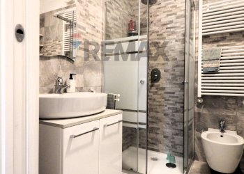 Bagno - Three-room apartment Via Benedetto Croce
 
10/B, Giussago - photo 12