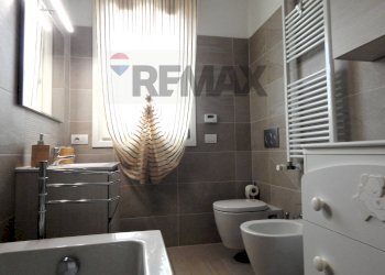 Bagno - Three-room apartment Via Benedetto Croce
 
10/B, Giussago - photo 19