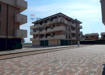 Edificio all\'aperto - Three-room apartment Via Benedetto Croce
 
10/B, Giussago - photo 22