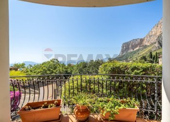 Balcone - Villa Lungomare Cristoforo Colombo
 
750, Palermo - foto 33