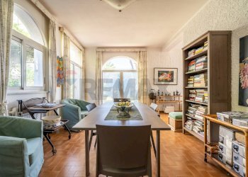 Sala da pranzo - Villa Lungomare Cristoforo Colombo
 
750, Palermo - foto 38