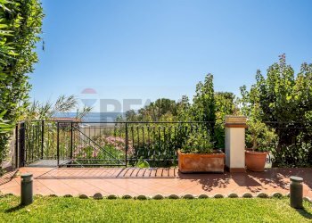 Terrazza - Villa Lungomare Cristoforo Colombo
 
750, Palermo - foto 44