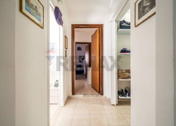 Hall / corridoio - Villa Lungomare Cristoforo Colombo
 
750, Palermo - foto 54