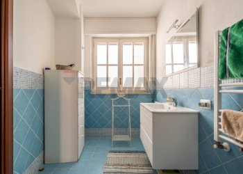 Bagno - Villa Lungomare Cristoforo Colombo
 
750, Palermo - foto 59