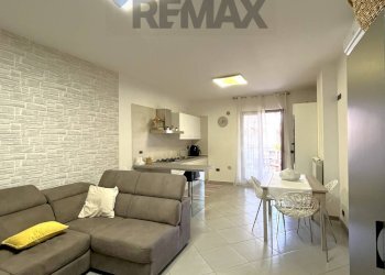 Sala da pranzo - Three-room apartment Via Nazionale delle Puglie
 
230, Nola - photo 5