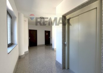 Hall / corridoio - Three-room apartment Via Nazionale delle Puglie
 
230, Nola - photo 26