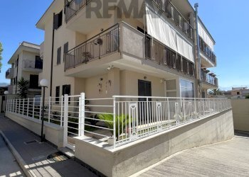 Edificio all\'aperto - Three-room apartment Via Nazionale delle Puglie
 
230, Nola - photo 31