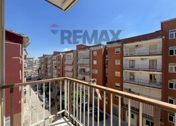 Balcone - Three-room apartment Via Aldo Moro
 
37, Calvizzano - photo 2