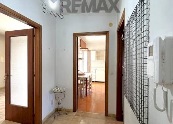 Hall / corridoio - Three-room apartment Via Aldo Moro
 
37, Calvizzano - photo 6