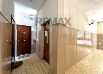 Ricezione / Lobby - Three-room apartment Via Aldo Moro
 
37, Calvizzano - photo 18