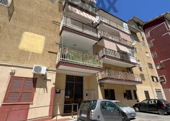 Edificio all\'aperto - Three-room apartment Via Aldo Moro
 
37, Calvizzano - photo 19