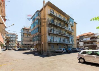 Edificio all\'aperto - Appartamento Via Galermo
 
124, Catania - foto 14