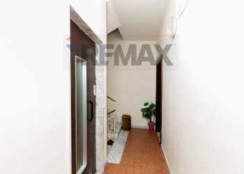 Hall / corridoio - Appartamento Via Galermo
 
124, Catania - foto 18