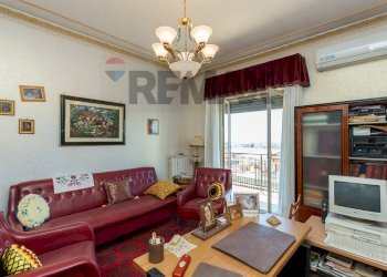 Soggiorno - Appartamento Via Galermo
 
124, Catania - foto 40